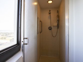 STAND UP SHOWER IN THE MASTER BATH