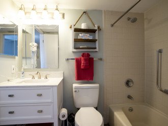 BEAUTIFUL 2ND BATHROOM WITH FULL TUB AND SHOWER