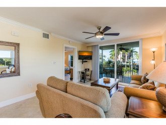 Essex 2BR/2BA renovated and minutes to beach. #1