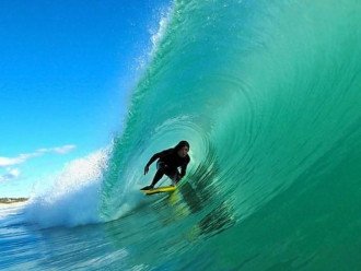 Best waves on the east coast with instructors nearby