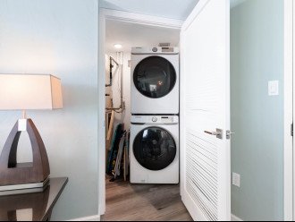In unit Full Sized Washer Dryer