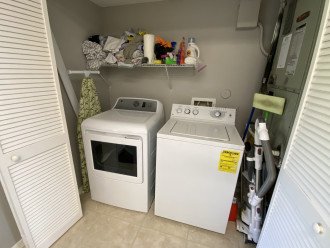 Full size washer/dryer on ground level of unit