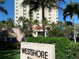 Rare Weekly Rental Naples Beachfront Condo-newly remodeled #15