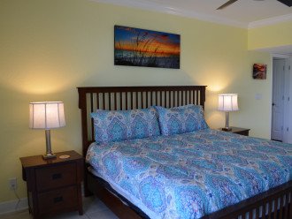 @Stay on the ocean with fantastic view, luxury finishes at great prices@ #1