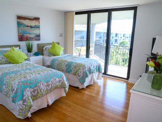 Top floor Ocean Views, Spacious 2 Bedroom Condo, Views from every room #1