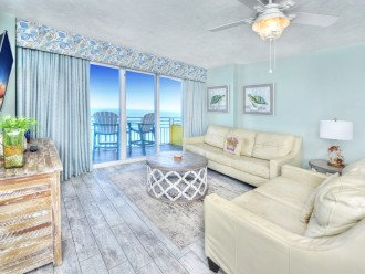 Oceanfront living room - sofa & love seat