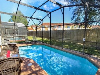 Ref E. Luxury 4 Bed Villa with private pool. Near Disney