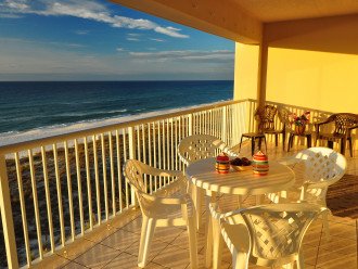 Absolute Gulf Front, superb view, balcony, pool, grill, free wifi, parking,cable #1