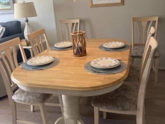 Large Dining table seats 6