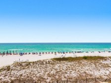 Ocean View Renovated / Private Beach /1 Bed+Bunks+Sleeper