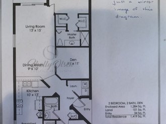Floor plan- end unit with den