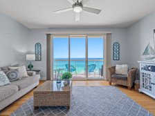 West End Beach Front condo - sleeps 6 -June 10-17 Open to Book Now
