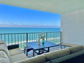 ‘BEACH HAPPY’ Condo! Spectacular Balcony, Pool, Beach Service…BE OUR GUEST #1