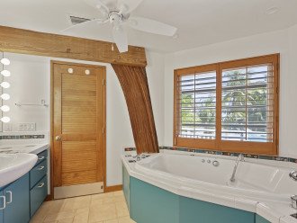 Master bathroom with jetted tub.