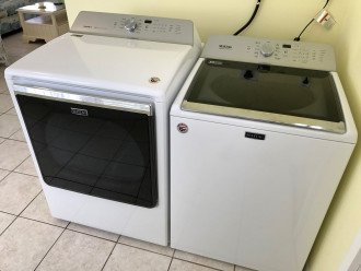 Full size washer & dryer