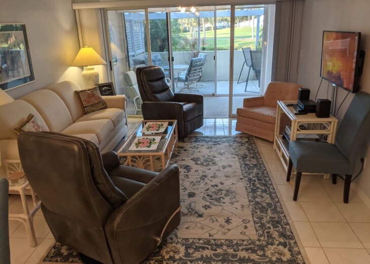Comfortable seating, bring your streaming video passwords. DVD & CD's too