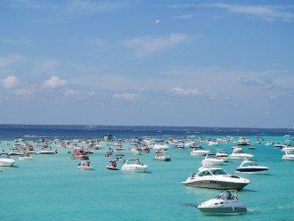 Fun in the water at Crab Island. Photo courtesy of Destin Vacation Boat Rentals.