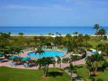 Freshly updated 2/2 condo ~ WiFi, Pool, Private beach access!