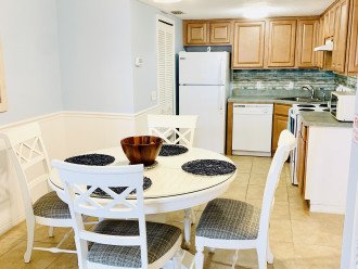 Dining room/kitchen