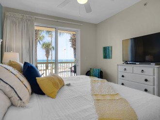 Master bedroom has private balcony access & gulf views w/large flat screen TV