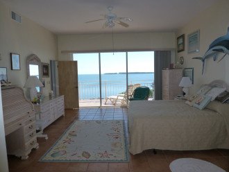 Master Bedroom overlooking the Ocean