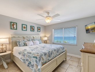 King bedroom with Gulf of Mexico view