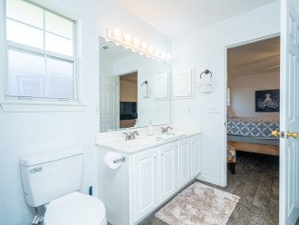 Ensuite with main bedroom