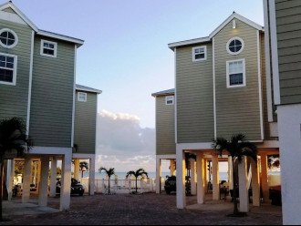 Luxury Home 111, pool, dock, kayaks, bikes, ocean, near Key West, trailer space #25