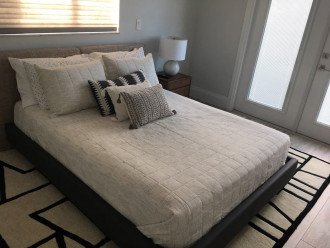 Queen Guest Bedroom with direct pool / spa access