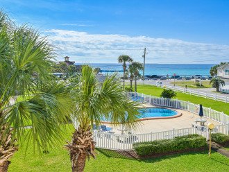 Escape to Paradise - Stunning Ocean View Patio Pool at Miramar Beach Florida Vacation Rental. Perfect for a relaxing getaway, this rental offers a front-row seat to the beautiful Floridian coast.