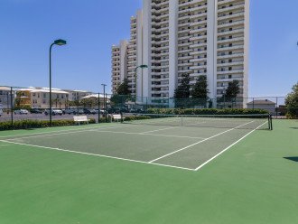 One Seagrove Place also has lighted tennis courts