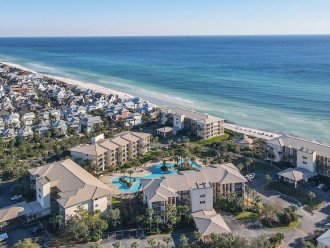 Beautiful-Ground Floor Unit- Community Pool -Complimentary Beach Chairs- The Cor #1