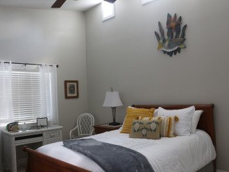 SEA TURTLE #B Vacation Home. 3 blocks from St Augustine Beach! #19