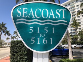 APARTMENT CLOSED TO THE BEACH 2/2 WITH BALCONY & CITY AND OCEAN VIEW #1