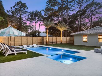 Private Pool + Spa | 5 Min to Beach | Free Bikes
