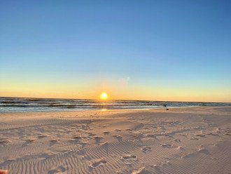 Where The Sun Meets The Sand! Beautiful Beach Front Condo W/ Amazing Gulf Views #1