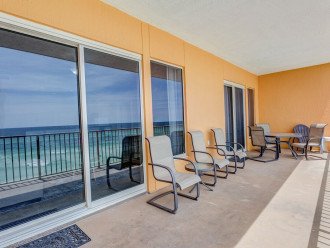 Seaside Treasure Oceanfront Condo, LG Balcony, Great Sunsets, Beach Ser, Pool #1