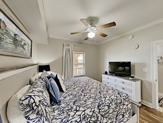 second king size master bedroom