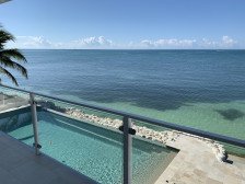 Oceanfront w/ Panoramic views 4 BR/3.5 Bath Private Heated Pool, Close to Beach