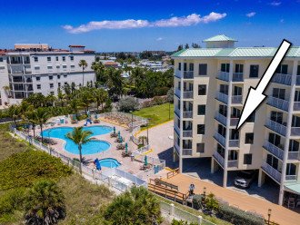 Beach/Gulf FRONT Suite-Sunset Vistas, 2 bed/2 bath, Free WiFi + Covered Parking #1