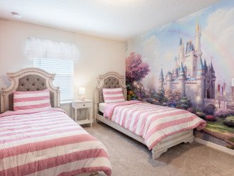 7 Bed Villa near Disney World! King Beds + Jacuzzi #1