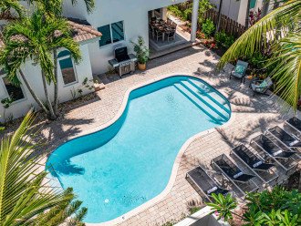 Steps from the Beach | Heated Pool | Sun Key| Game room | RESlDENCES