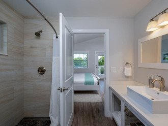 3 Bedrooms & 3.5 bathroom home with pool and dockage, in Islamorada #1