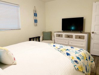 King Bed in the Siesta Key Dream Inn Seashell Unit. So Comfortable! Luxury sheets, Pillows, and Bed.