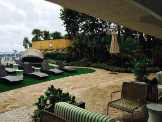 Directly on Beach in condo-hotel Resort City/Ocean View Ft. Lauderdale 2 bedroom #1