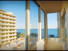 Directly on Beach in condo-hotel Resort City/Ocean View Ft. Lauderdale 2 bedroom