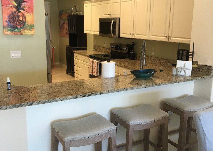 Bunche Beach Condo, minutes to the best beaches! Sanibel & Ft. Myers Beach! #1
