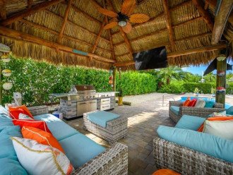Canal Front, Tiki Hut w/TV, Private Pool, Beach! #2