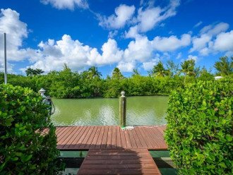 Canal Front, Tiki Hut w/TV, Private Pool, Beach! #13