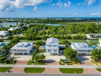 Canal Front, Tiki Hut w/TV, Private Pool, Beach! #34